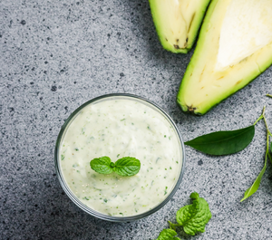 Creamy Avocado Kale Smoothie (Lunch)